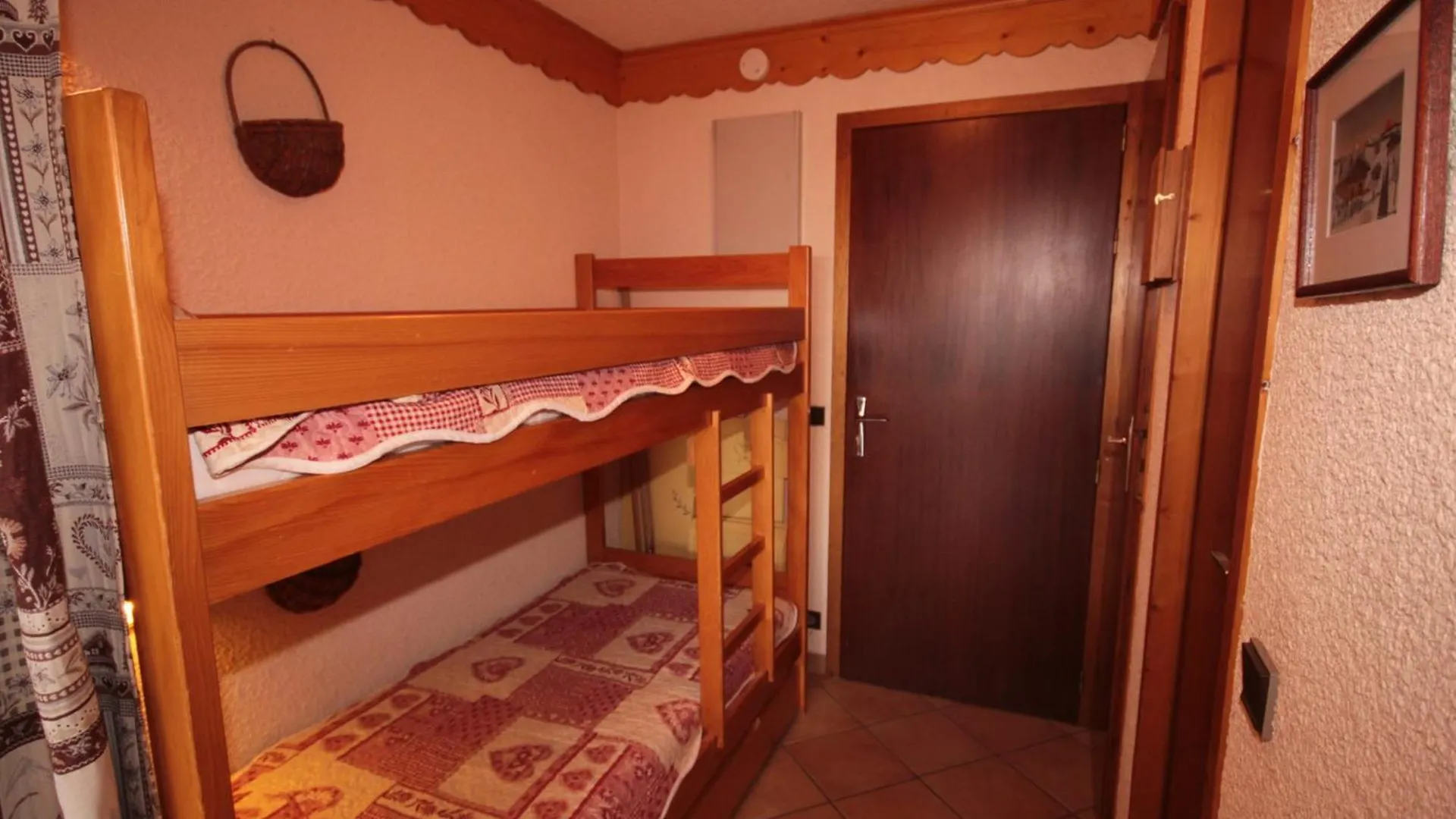Апартаменты Studio Cabine Avec Balcon Sud, 4 Couchages, Equipe, Vue Pistes - Fr-1-293-178 Ле-Сейсье